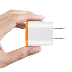 REIKO 1 AMP DUAL COLOR PORTABLE USB TRAVEL ADAPTER CHARGER IN ORANGE WHITE